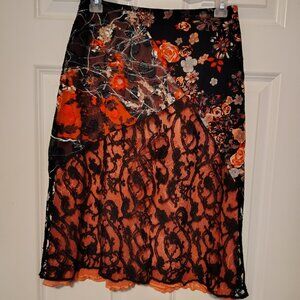 Gorgeous Christian Lacroix Bazar Floral Multi Layer Pencil Skirt Lace